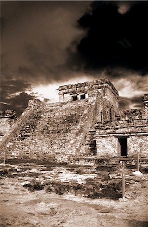 simsearch:846-03165283,k - MAYA RUINS TULUM, MEXICO YUCATAN Foto de stock - Con derechos protegidos, Código: 846-02795038