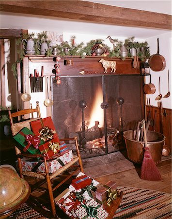 1960s COLONIAL STYLE CHRISTMAS FIREPLACE Stock Photo - Rights-Managed, Code: 846-02795264