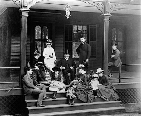 front porch - 1880s 1886 19TH CENTURY PRESIDENT GENERAL ULYSSES S GRANT EXTENDED FAMILY GROUP ON FRONT PORCH MOUNT McGREGOR NEW YORK Stock Photo - Rights-Managed, Code: 846-02796008