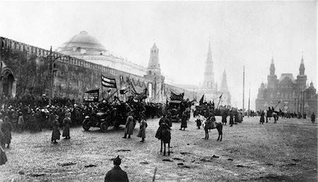 MOSCOW APRIL 1923 COMMUNIST RALLY PARADE DEMONSTRATION IN RED SQUARE KREMLIN RUSSIAN REVOLUTION POLITICS COMMUNISM 1920s Stock Photo - Rights-Managed, Code: 846-02796460