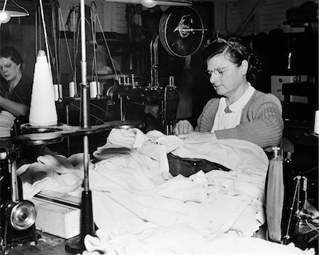 simsearch:846-02793389,k - 1930s WOMAN WORKER OPERATION FINISHING MACHINE IN KNITTING MILL MANCHESTER CT Stock Photo - Rights-Managed, Code: 846-02796516