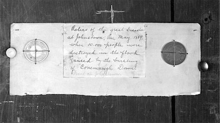 MAY 31 1889 COIN AND PASSENGER TOKEN RELICS FROM JOHNSTOWN PENNSYLVANIA FLOOD FLOODS DISASTER TRAGEDY Foto de stock - Con derechos protegidos, Código: 846-02796511