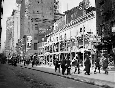 NEW YORK CITY HAYMARKET THEATER BECOMES MOVIE HOUSE END OF THE TENDERLOIN 6TH AVENUE AND 30TH STREET CIRCA 1915 1916 Stock Photo - Rights-Managed, Code: 846-02796526