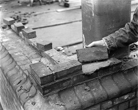 BRICK MORTAR CONCRETE BRICKLAYER CONSTRUCTION Stock Photo - Rights-Managed, Code: 846-02796810