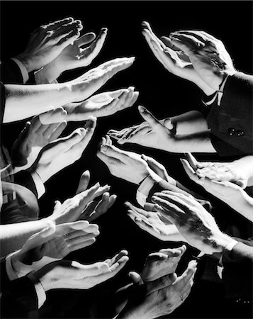 1950s MULTIPLE EXPOSURE MONTAGE HANDS CLAPPING CLAP APPLAUSE APPROVAL AUDIENCE NOISE SOUND ENCORE THANK YOU APPRECIATION WELL DONE Foto de stock - Con derechos protegidos, Código: 846-02796982