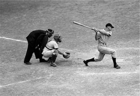 sports 1950s - 1940s 1950s BATTER SWINGS STRIKE AT HOME PLATE ATHLETICS AND WASHINGTON SEPTEMBER 3 1947 Stock Photo - Rights-Managed, Code: 846-02791934