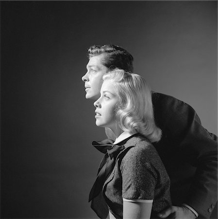 1950s PORTRAIT OF COUPLE IN FULL PROFILE Foto de stock - Con derechos protegidos, Código: 846-02792519