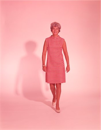 fashion red dress studio shot - 1960s WOMAN FULL LENGTH PORTRAIT WALKING TOWARDS CAMERA Stock Photo - Rights-Managed, Code: 846-02792610