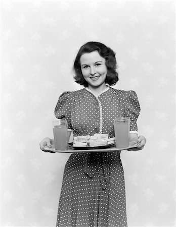 1950s WOMAN DRINKS SANDWICHES SNACKS SMILING RETRO Stock Photo - Rights-Managed, Code: 846-02793307