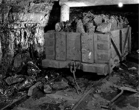 dark b&w - COAL MINING Stock Photo - Rights-Managed, Code: 846-02793375