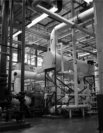 simsearch:846-02793393,k - 1960s INTERIOR OF POWER PLANT REFRIGERATING SECTION Stock Photo - Rights-Managed, Code: 846-02793408