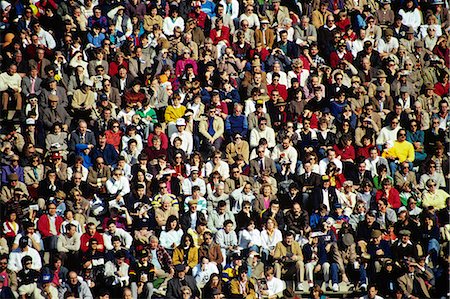 1980s CROWD Foto de stock - Con derechos protegidos, Código: 846-03164013