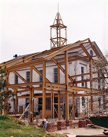 AJOUT D'ÉGLISE DES ANNÉES 1960 EN CONSTRUCTION Photographie de stock - Rights-Managed, Code: 846-03164061