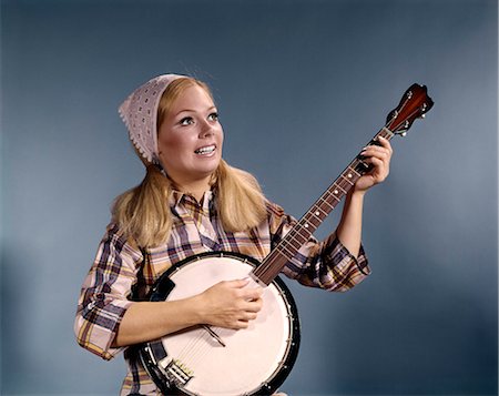 1960s YOUNG BLOND WOMAN PLAYING BANJO WEARING PLAID SHIRT Stock Photo - Rights-Managed, Code: 846-03164972