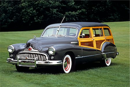 1950s BUICK WOOD-BODIED ROADMASTER ESTATE STATION WAGON Stock Photo - Rights-Managed, Code: 846-03165071
