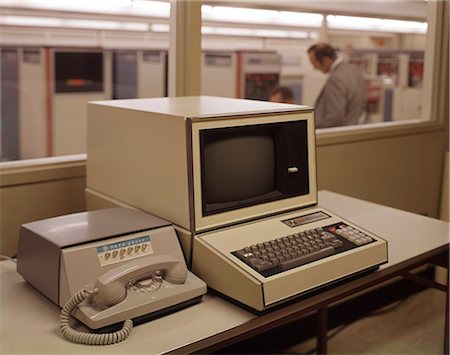 photographs of electrical appliances - 1960s COMPUTER MODEM TELEPHONE Stock Photo - Rights-Managed, Code: 846-03165138