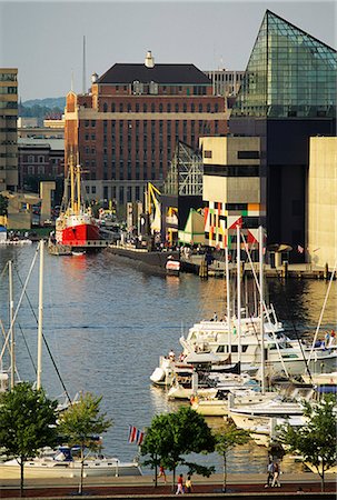 BALTIMORE INNER HARBOR AND NATIONAL AQUARIUM BALTIMORE, MARYLAND Foto de stock - Con derechos protegidos, Código: 846-03165294