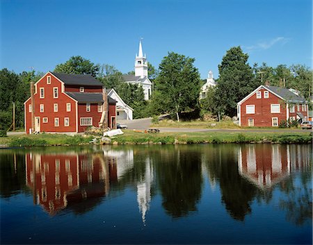 NEW HAMPSHIRE PETITE VILLE AU BORD DE L'EAU Photographie de stock - Rights-Managed, Code: 846-03165657