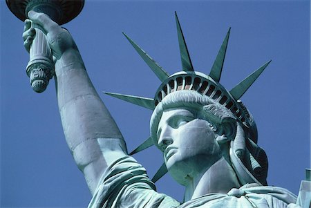 estatua de la libertad - STATUE OF LIBERTY NEW YORK CITY, NY Foto de stock - Con derechos protegidos, Código: 846-03165652