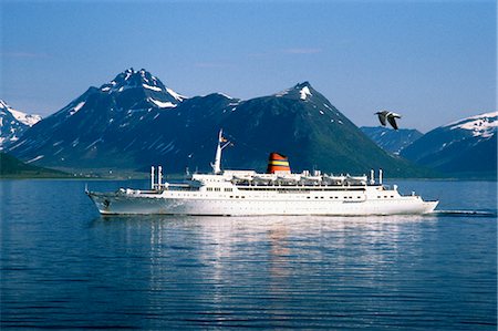 funchal - 1970s FUNCHAL CRUISE SHIP COAST OF NORWAY Stock Photo - Rights-Managed, Code: 846-03165836