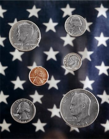 1970s ARRANGEMENT UNITED STATES COINS STAR BACKGROUND NICKEL PENNY QUARTER DIME HALF DOLLAR PRESIDENTS Stock Photo - Rights-Managed, Code: 846-03166108