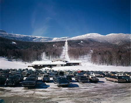 skiing chalet - 1960s 1970s WINTER SKI RESORT GONDOLA LIFT PARKING LOT Stock Photo - Rights-Managed, Code: 846-03166176