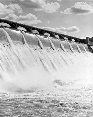 dam water - 1940s GRAND COULEE DAM WASHINGTON Stock Photo - Rights-Managed, Code: 846-03163383