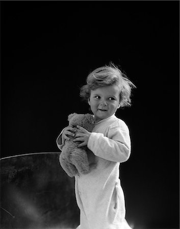 stuffed - 1930s BOY TODDLER HOLDING TEDDY BEAR Stock Photo - Rights-Managed, Code: 846-03163522