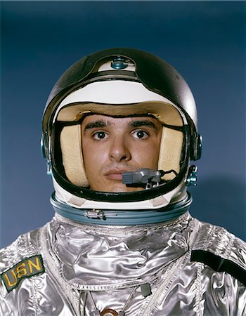1960s PORTRAIT MAN SPACE SUIT ASTRONAUT Foto de stock - Con derechos protegidos, Código: 846-03163627