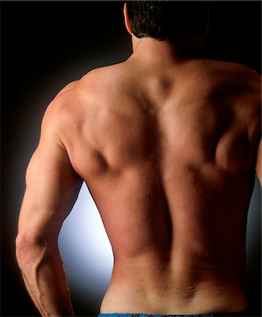 1990s BACK VIEW BODY OF MAN SHOWING SHOULDER AND ARM MUSCLES NUDE Stock Photo - Rights-Managed, Code: 846-03163674
