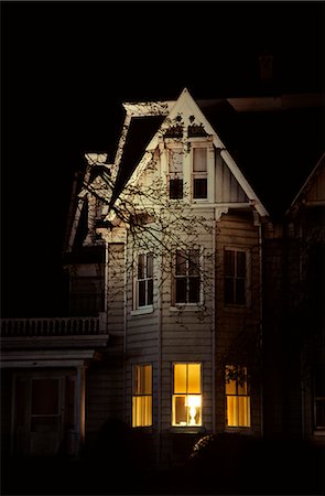 NIGHT VIEW OF A VICTORIAN HOUSE Stock Photo - Rights-Managed, Code: 846-03163772