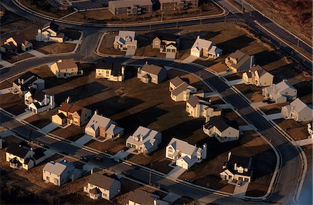 suburban housing development community - AERIAL OF RECENTLY COMPLETED HOUSING DEVELOPMENT Stock Photo - Rights-Managed, Code: 846-03163788