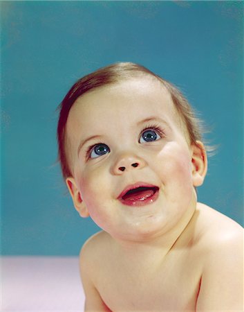 1960s PORTRAIT HAPPY SMILING BABY LOOKING UP Stock Photo - Rights-Managed, Code: 846-03163917