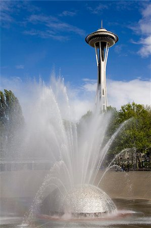 space needle - International Fountain and Space Needle at the Seattle Center, Seattle, Washington State, United States of America, North America Stock Photo - Rights-Managed, Code: 841-05784302