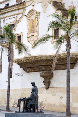 Sculpture and Santo Domingo Church, Medieval District, Cadiz, Andalusia, Spain, Europe Fotografie stock - Rights-Managed, Codice: 841-05784400