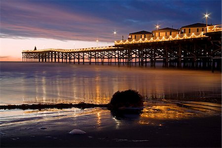 san diego attraction - Crystal Pier on Pacific Beach, San Diego, California, United States of America, North America Stock Photo - Rights-Managed, Code: 841-05784448