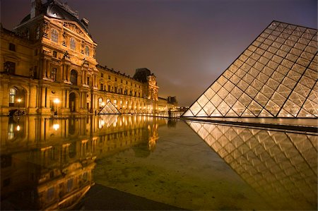 france famous buildings - Palais du Louvre pyramide at night, Paris, France, Europe Photographie de stock - Rights-Managed, Code: 841-05784749