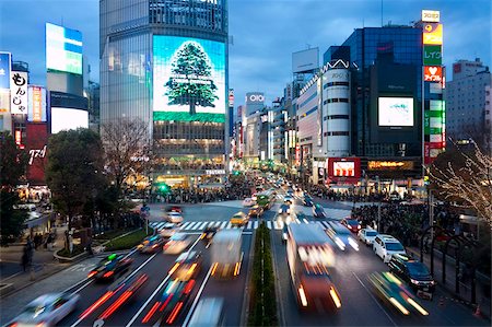 entertainment district - The famous Shibuya Crossing intersection at the centre of Shibuya's fashionable shopping and entertainment district, Shibuya, Tokyo, Japan, Asia Stock Photo - Rights-Managed, Code: 841-05784775