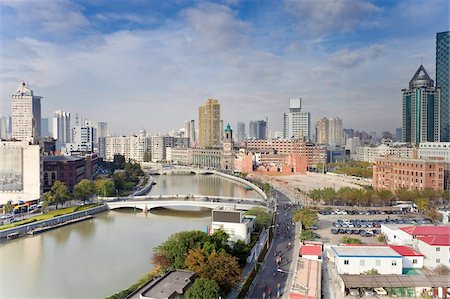 simsearch:841-05846168,k - Elevated view along Suzhou Creek, new bridges and city skyline, Shanghai, China, Asia Foto de stock - Con derechos protegidos, Código: 841-05784815