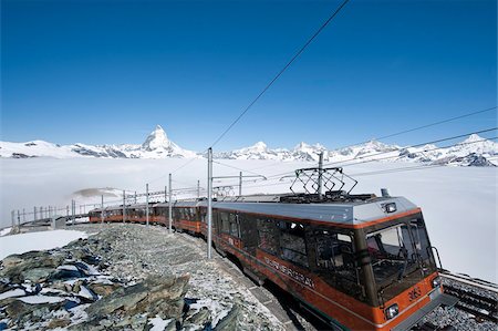 Matterhorn and Gornergrat cog wheel railway, Goronergrat Peak, Switzerland, Europe Foto de stock - Con derechos protegidos, Código: 841-05784879