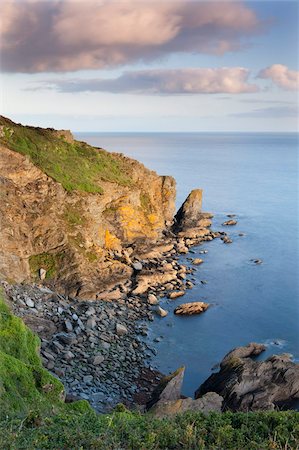 simsearch:841-05785120,k - Rocky cove on The Dodman near Boswinger, South Cornwall, England, United Kingdom, Europe Foto de stock - Con derechos protegidos, Código: 841-05785082