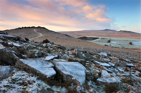 dartmoor national park - Frost covered Belstone Tor in winter, Dartmoor National Park, Devon, England, United Kingdom, Europe Foto de stock - Con derechos protegidos, Código: 841-05785193