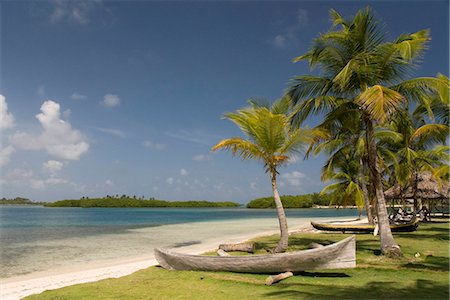 palm tree island - Dugout canoes, Yandup Island, San Blas Islands (Kuna Yala Islands), Panama, Central America Stock Photo - Rights-Managed, Code: 841-05785418