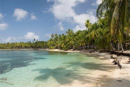 san blas islands - Arridup Island, San Blas Islands (Kuna Yala Islands), Panama, Central America Stock Photo - Rights-Managed, Code: 841-05785434