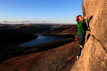 simsearch:841-03675371,k - a climber on the gritstone cliffs above the Derwent Reservoir, Peak District, Derbyshire, England, United Kingdom, Europe Fotografie stock - Rights-Managed, Codice: 841-05785442