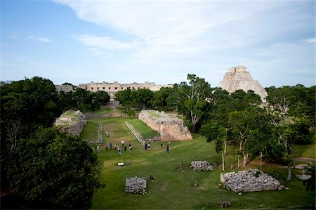 Blick über die Maya-Ruinen von Uxmal, UNESCO Weltkulturerbe, Yucatan, Mexiko, Nordamerika Stockbilder - Lizenzpflichtiges, Bildnummer: 841-05785466