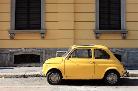 fiat 500 - Old Car, Fiat 500, Italy, Europe Stock Photo - Rights-Managed, Code: 841-05785488