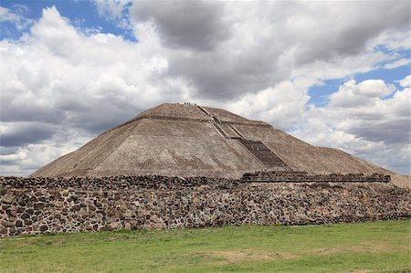 pyramid photos - Pyramid of the Sun, Teotihuacan, Archaeological site, UNESCO World Heritage Site, Mexico, North America Stock Photo - Rights-Managed, Code: 841-05785531