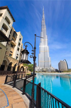 Burj Khalifa, the tallest man made structure in the world at 828 metres, and Dubai Mall, Downtown Dubai, Dubai, United Arab Emirates, Middle East Foto de stock - Con derechos protegidos, Código: 841-05785674