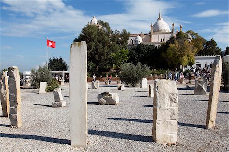 simsearch:841-05786055,k - Byrsa Hill, St. Louis Cathedral and scattered Punic ruins, Carthage, UNESCO World Heritage Site, Tunisia, North Africa, Africa Foto de stock - Con derechos protegidos, Código: 841-05786053